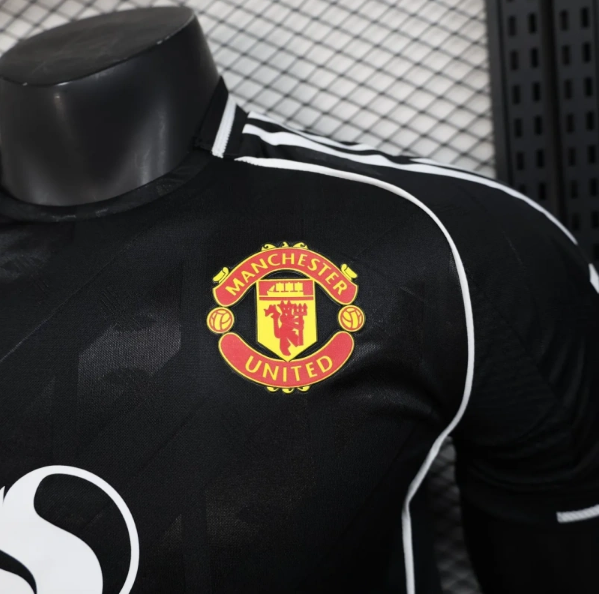 Manchester United 25/26 Special Edition